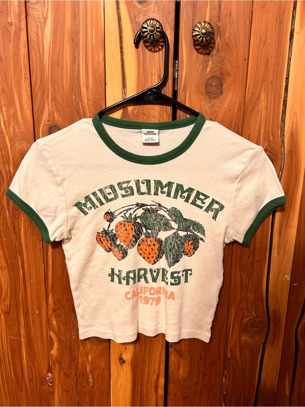 Midsummer Harvest Women’s Short Sleeve Crop Top Tee - Urban Outfitters